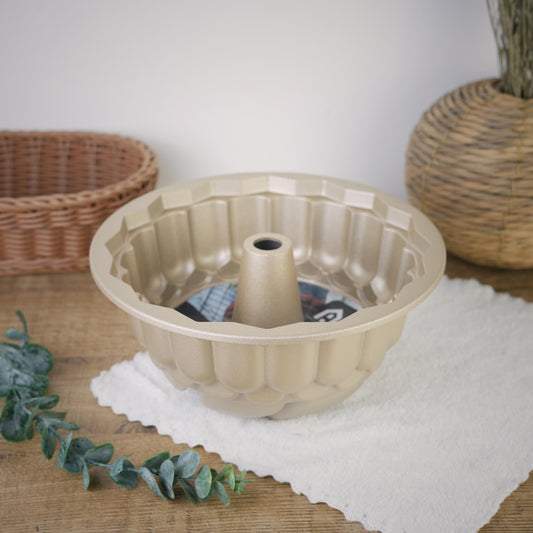 قالب كيك معدن A Home