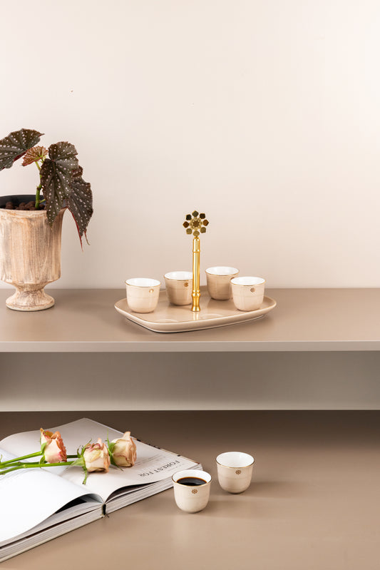 طقم القهوة العربية مع حامل