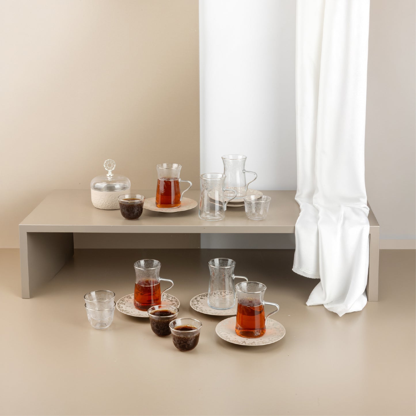 Tea and coffee set