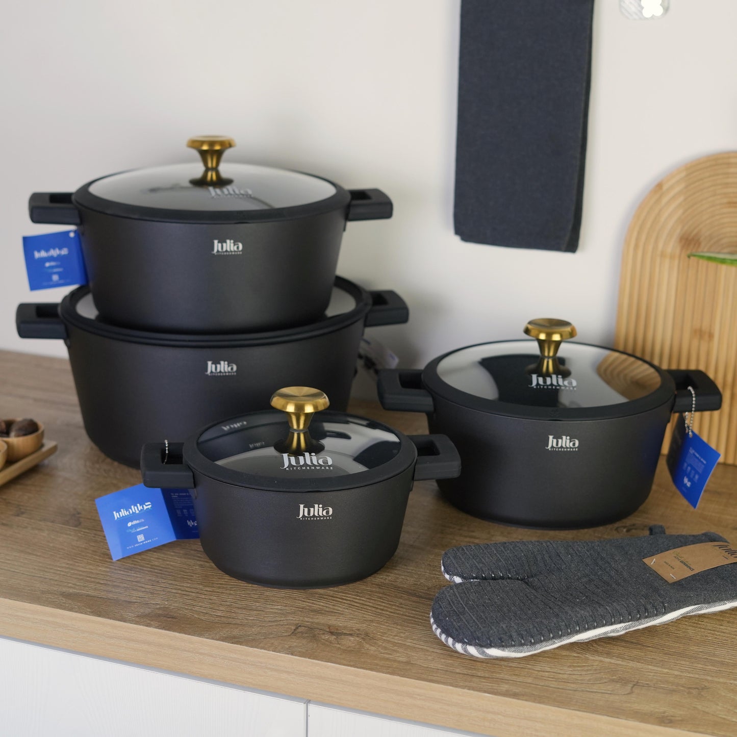 طقم طناجر Julia