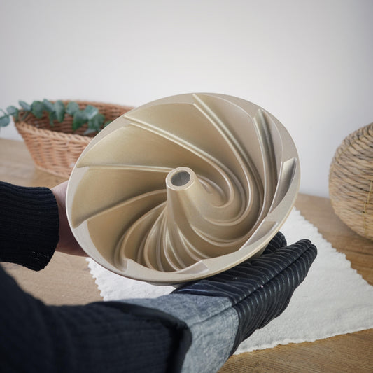 قالب كيك معدن A Home